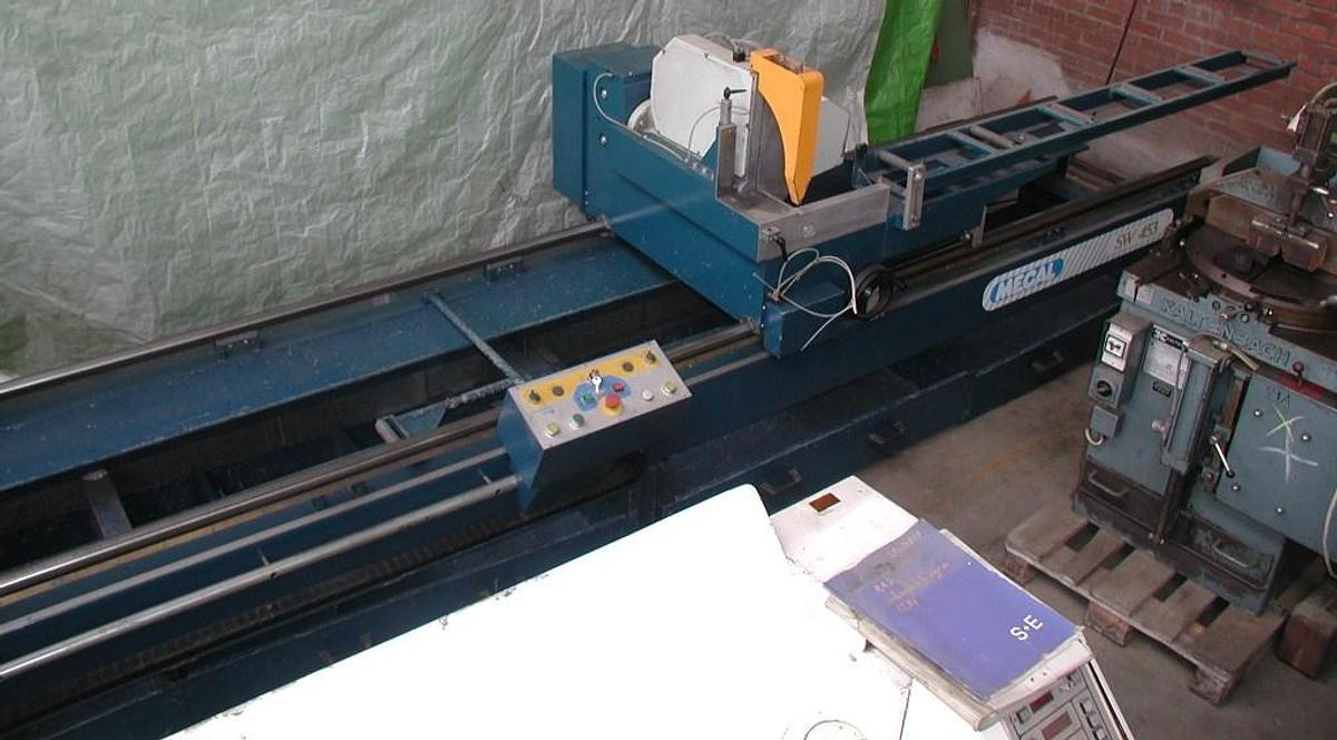 Doppelgehrungskreissäge MECAL - Utilaj prelucrare metal: Foto 4 Doppelgehrungskreissäge MECAL - Utilaj prelucrare metal: Foto 4