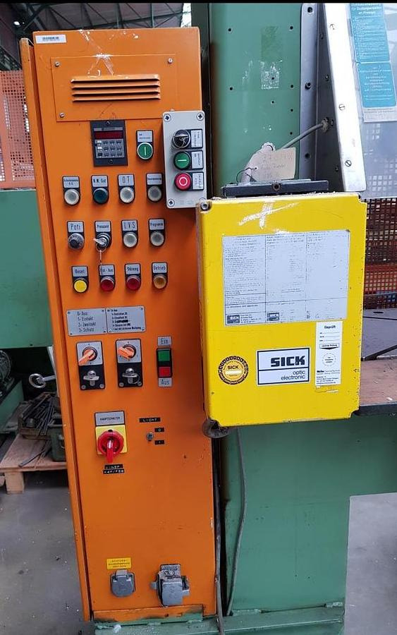 Hydr. Schnelläuferpresse DUNKES - Utilaj prelucrare metal: Foto 3 Hydr. Schnelläuferpresse DUNKES - Utilaj prelucrare metal: Foto 3