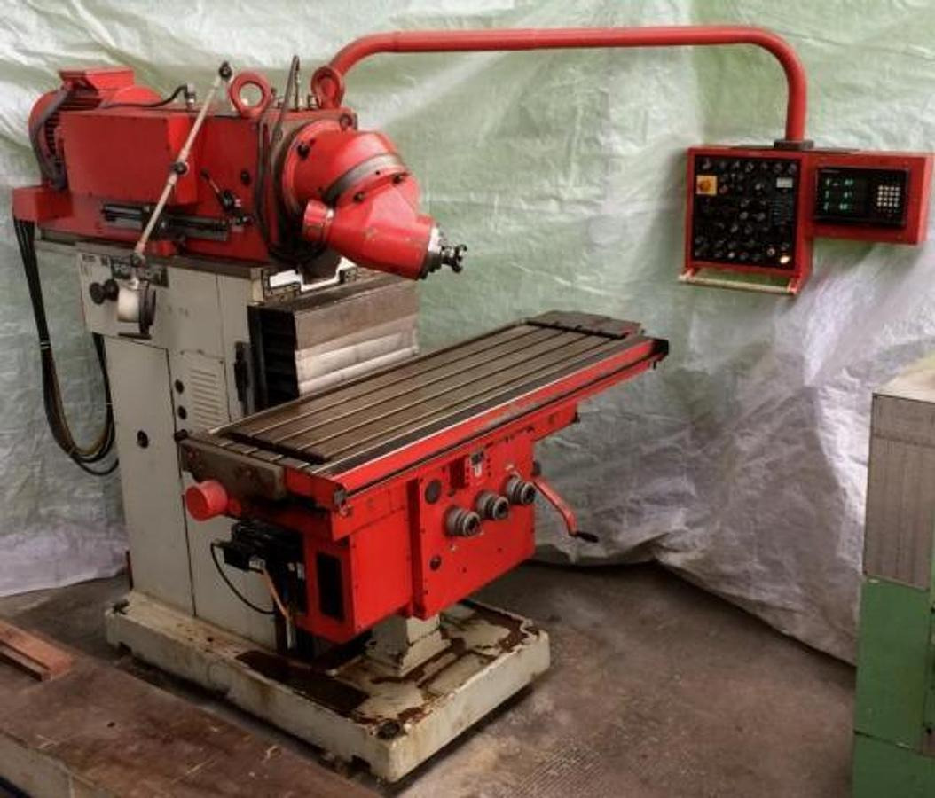 Konsolfräsmaschine (Universalfräsmaschine) STROJTOS - Mașină de frezat: Foto 1 Konsolfräsmaschine (Universalfräsmaschine) STROJTOS - Mașină de frezat: Foto 1