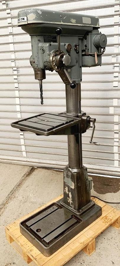 Säulenbohrmaschine IXION - Mașină de găurit cu coloană: Foto 1 Säulenbohrmaschine IXION - Mașină de găurit cu coloană: Foto 1