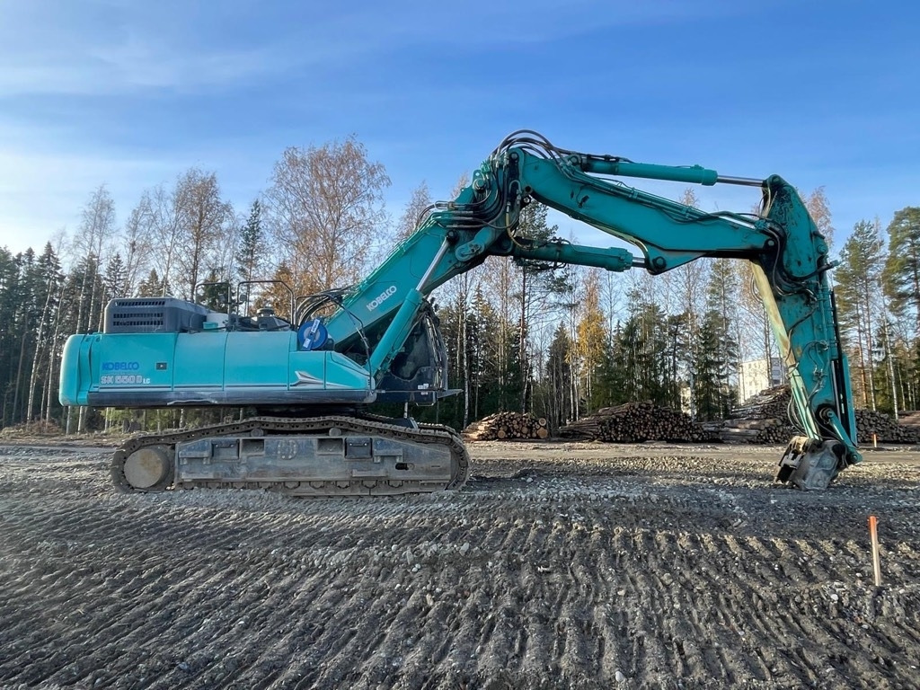 Kobelco SK 550 D LC -11 - Excavator pentru demolări: Foto 4 Kobelco SK 550 D LC -11 - Excavator pentru demolări: Foto 4