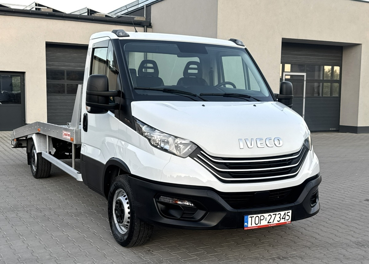 Camion transport auto Iveco Daily 3.0 160KM Rok 2022 55 tys km przebiegu AUTOLAWETA Najazd laweta: Foto 14 Camion transport auto Iveco Daily 3.0 160KM Rok 2022 55 tys km przebiegu AUTOLAWETA Najazd laweta: Foto 14