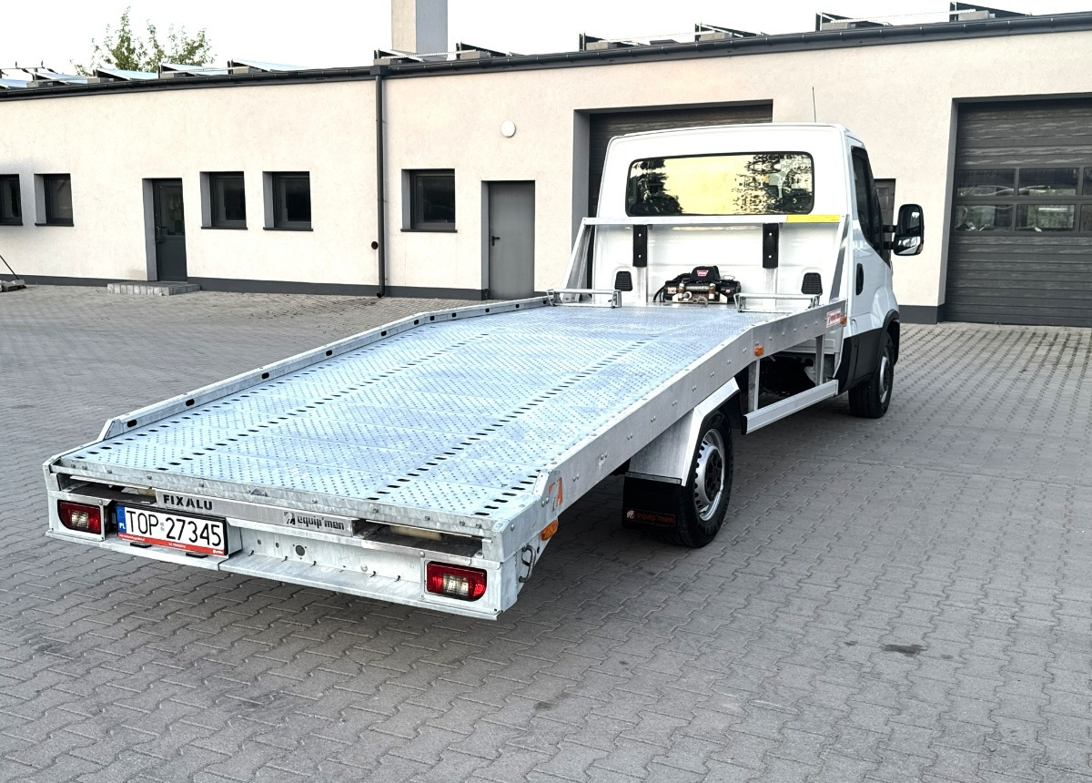Camion transport auto Iveco Daily 3.0 160KM Rok 2022 55 tys km przebiegu AUTOLAWETA Najazd laweta: Foto 19 Camion transport auto Iveco Daily 3.0 160KM Rok 2022 55 tys km przebiegu AUTOLAWETA Najazd laweta: Foto 19