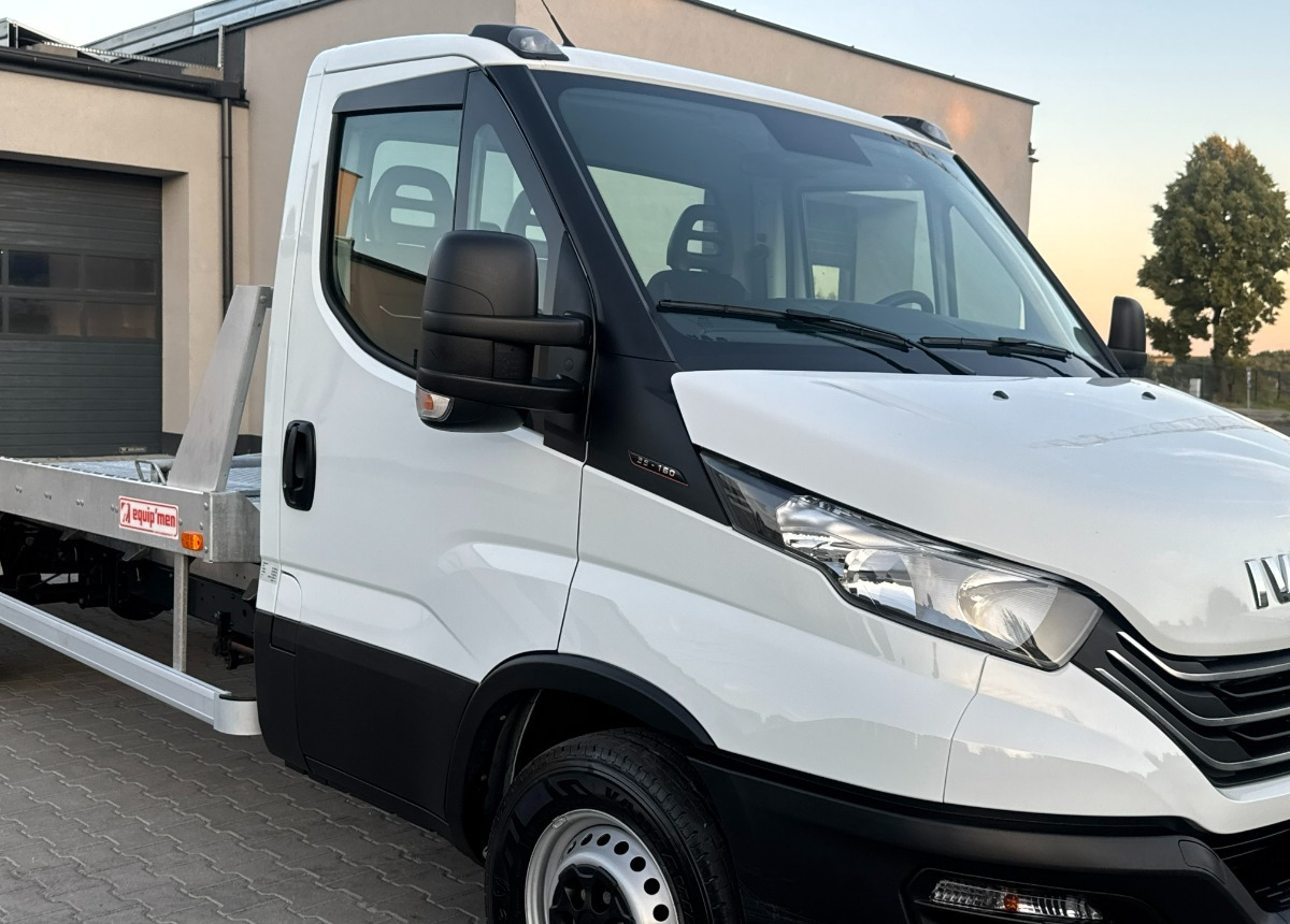 Camion transport auto Iveco Daily 3.0 160KM Rok 2022 55 tys km przebiegu AUTOLAWETA Najazd laweta: Foto 15 Camion transport auto Iveco Daily 3.0 160KM Rok 2022 55 tys km przebiegu AUTOLAWETA Najazd laweta: Foto 15