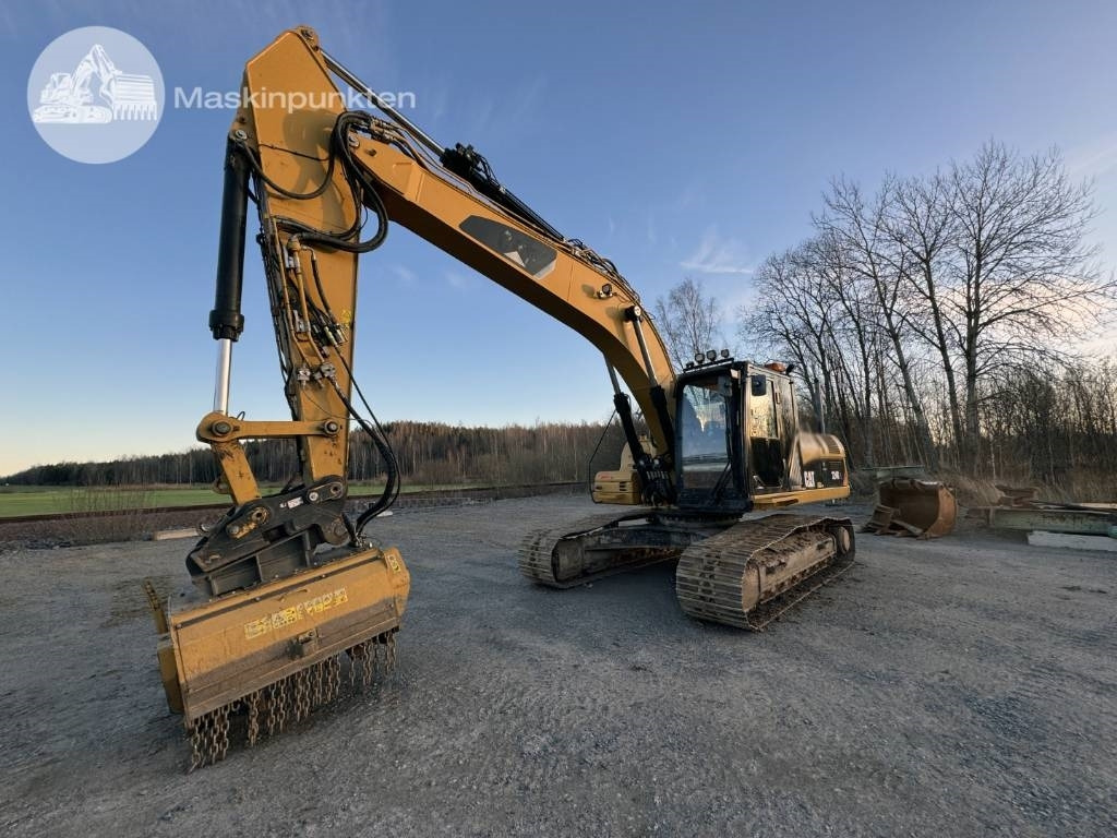 CAT 324 D L - Excavator pe şenile: Foto 1 CAT 324 D L - Excavator pe şenile: Foto 1