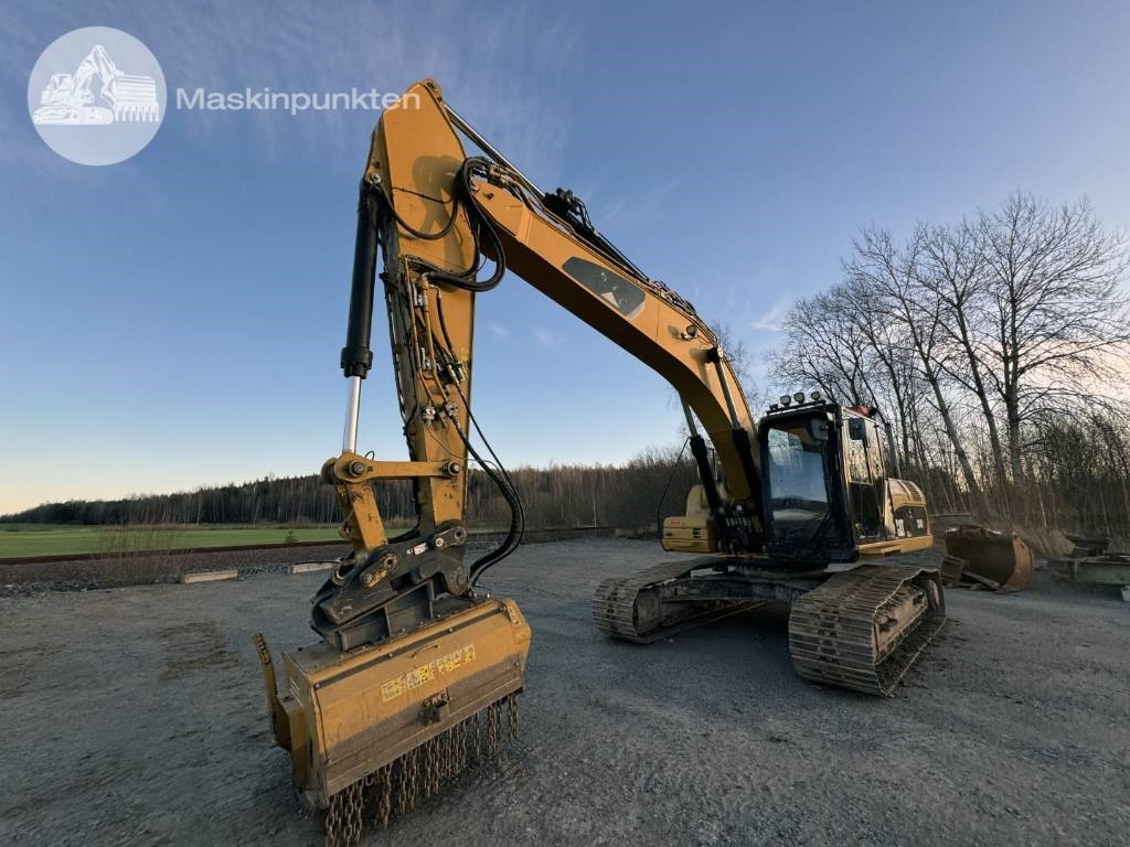 CAT 324 D L - Excavator pe şenile: Foto 3 CAT 324 D L - Excavator pe şenile: Foto 3