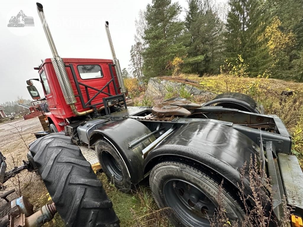 Scania T 143 H - Cap tractor: Foto 4 Scania T 143 H - Cap tractor: Foto 4