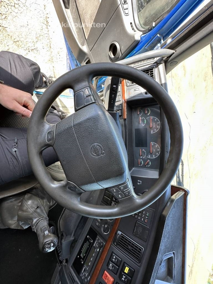 Cap tractor Volvo FH 12 460: Foto 20