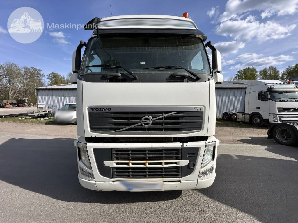 Volvo FH 460 - Cap tractor: Foto 2 Volvo FH 460 - Cap tractor: Foto 2