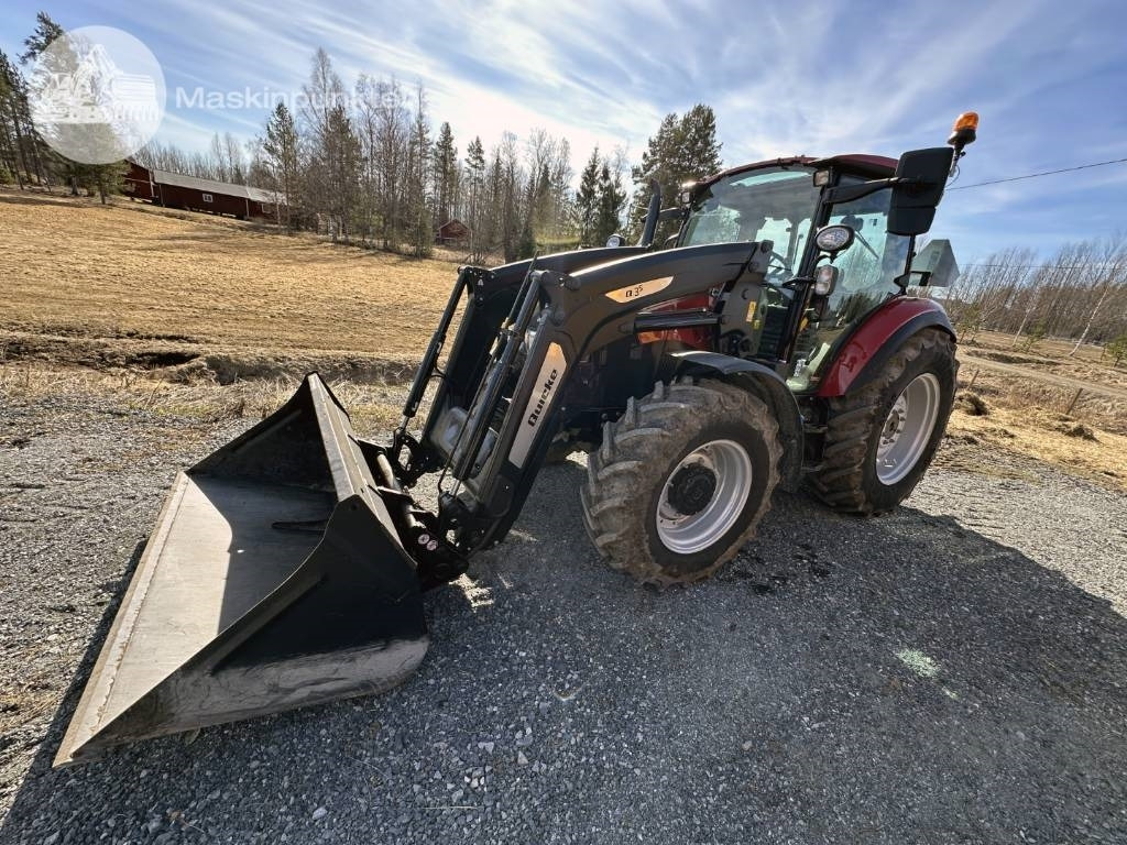 Case IH Farmall 110 C - Tractor agricol: Foto 1 Case IH Farmall 110 C - Tractor agricol: Foto 1