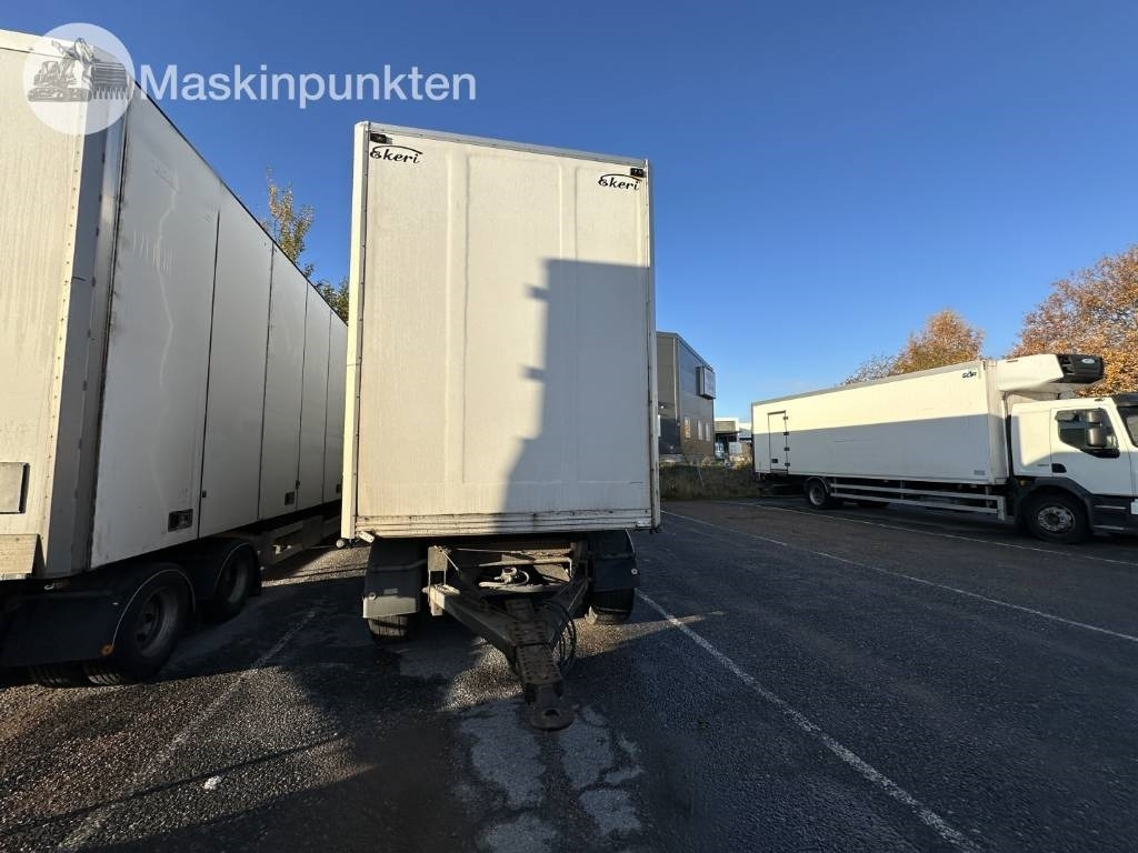 Ekeri L/L-4 Skåpsläp med öppningsbar sida - Remorcă furgon: Foto 2 Ekeri L/L-4 Skåpsläp med öppningsbar sida - Remorcă furgon: Foto 2