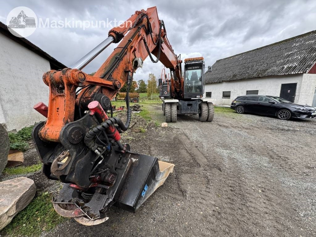 Hitachi ZX 140 W-3 - Excavator pe roţi: Foto 5 Hitachi ZX 140 W-3 - Excavator pe roţi: Foto 5