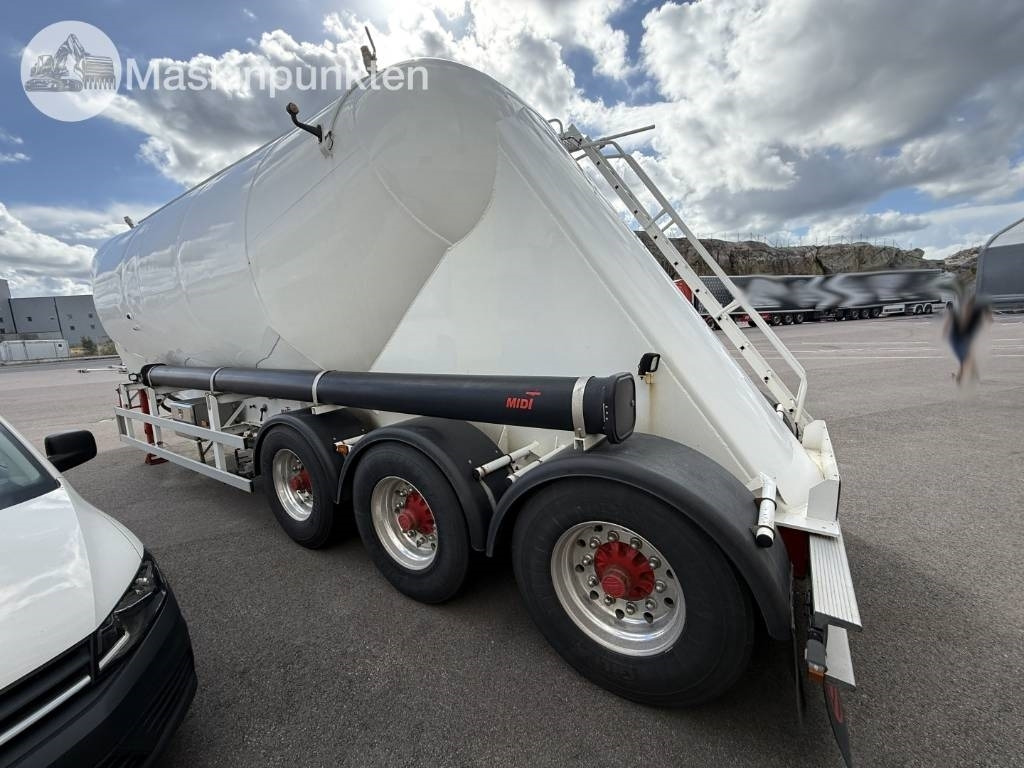 Interconsult Tanktrailer - Semiremorcă cisternă: Foto 4 Interconsult Tanktrailer - Semiremorcă cisternă: Foto 4