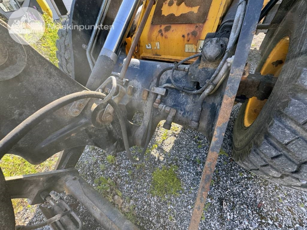 Încărcător frontal pe pneuri JCB 413 K: Foto 41