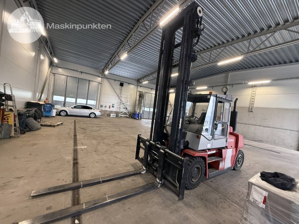 Kalmar DCE 80-6 - Stivuitor diesel: Foto 1 Kalmar DCE 80-6 - Stivuitor diesel: Foto 1