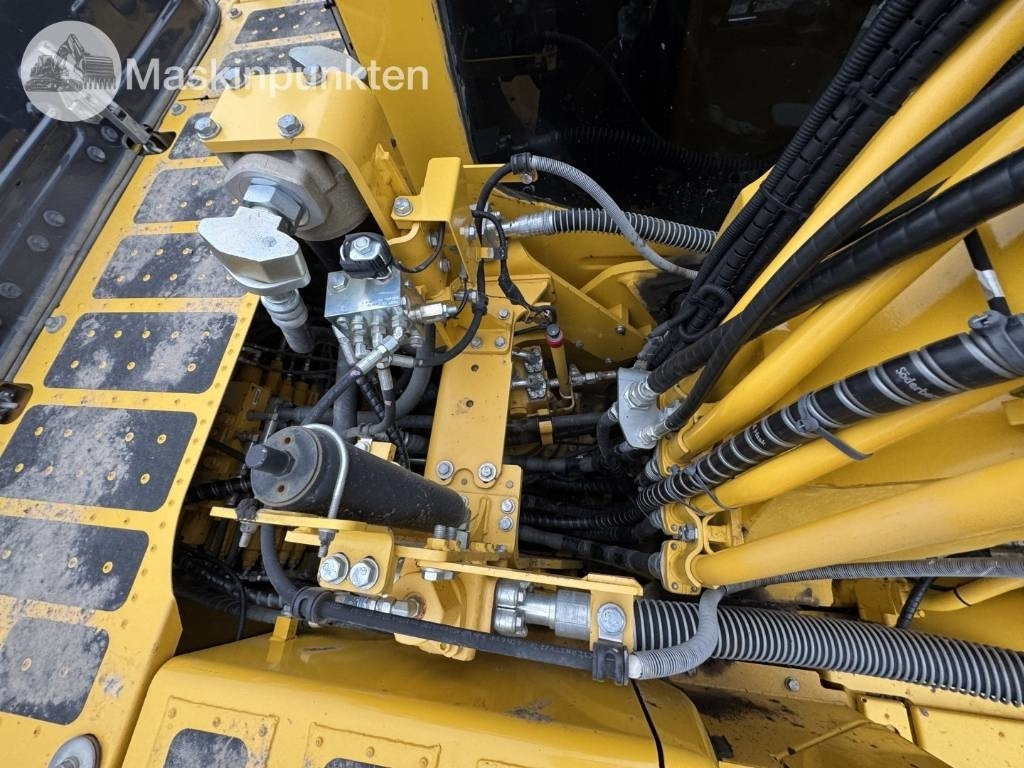 Excavator pe şenile Komatsu PC 210 LC-11E0: Foto 45 Excavator pe şenile Komatsu PC 210 LC-11E0: Foto 45