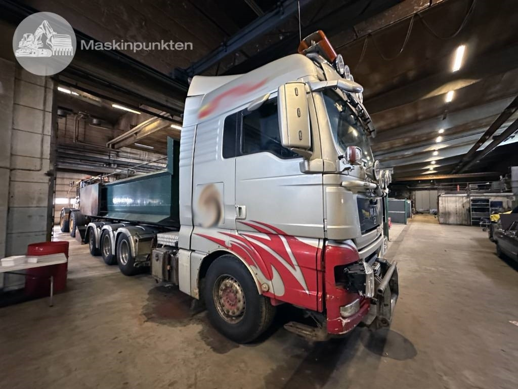 MAN TGX 35.540 - Camion cu cârlig: Foto 2 MAN TGX 35.540 - Camion cu cârlig: Foto 2