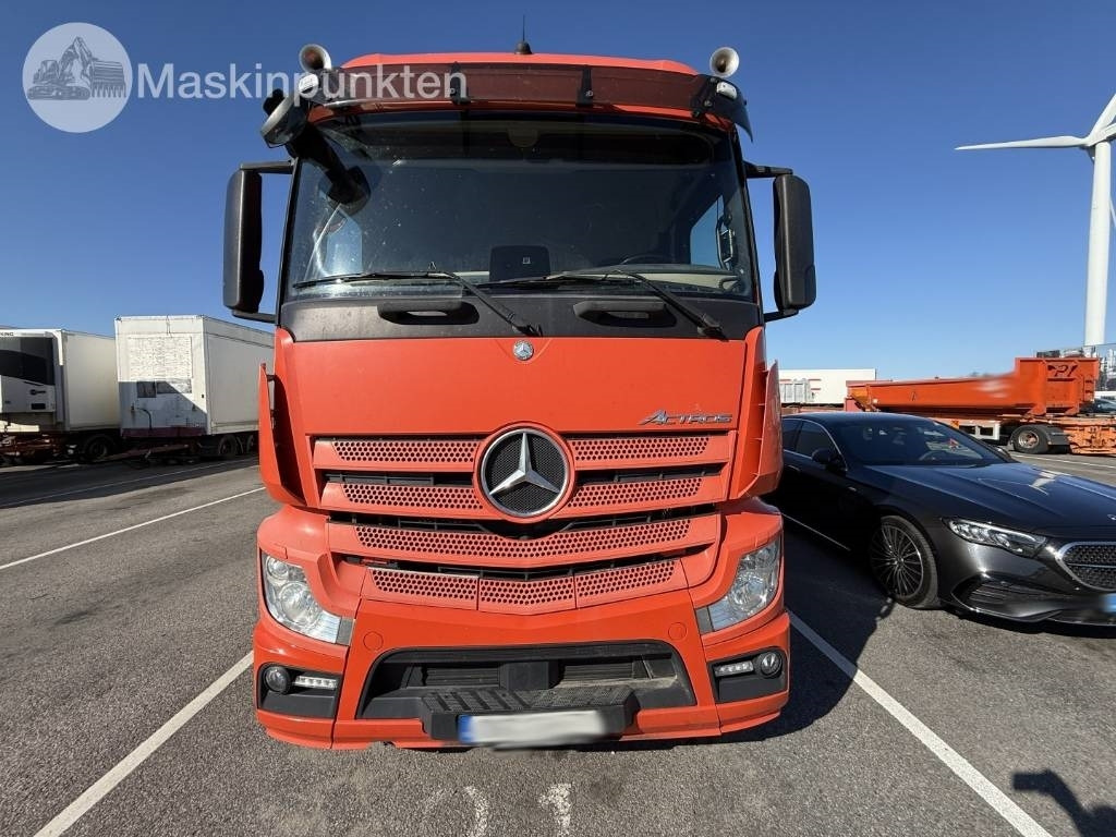 Mercedes-Benz Actros 2551 - Camion frigider: Foto 2 Mercedes-Benz Actros 2551 - Camion frigider: Foto 2