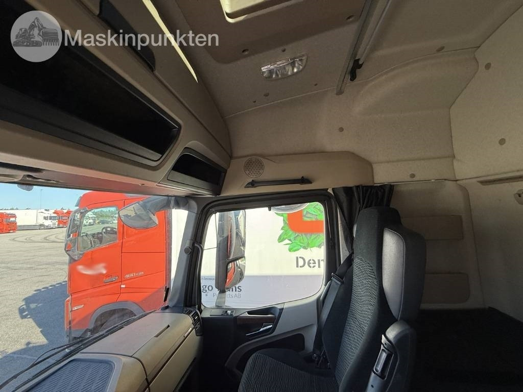 Camion frigider Mercedes-Benz Actros 2551: Foto 45 Camion frigider Mercedes-Benz Actros 2551: Foto 45