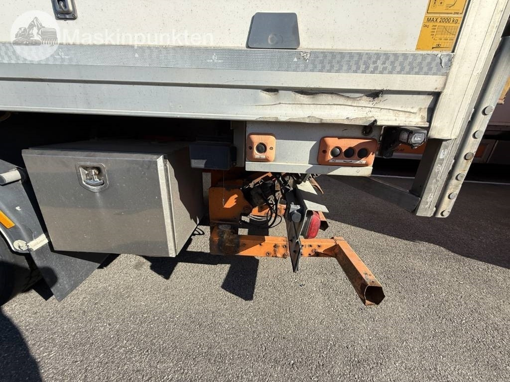 Camion frigider Mercedes-Benz Actros 2551: Foto 30 Camion frigider Mercedes-Benz Actros 2551: Foto 30