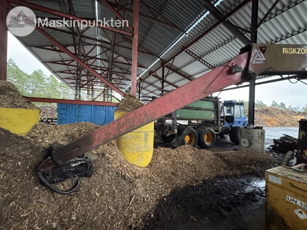 Scania P 124 G med Timberman - Camion forestier: Foto 4 Scania P 124 G med Timberman - Camion forestier: Foto 4