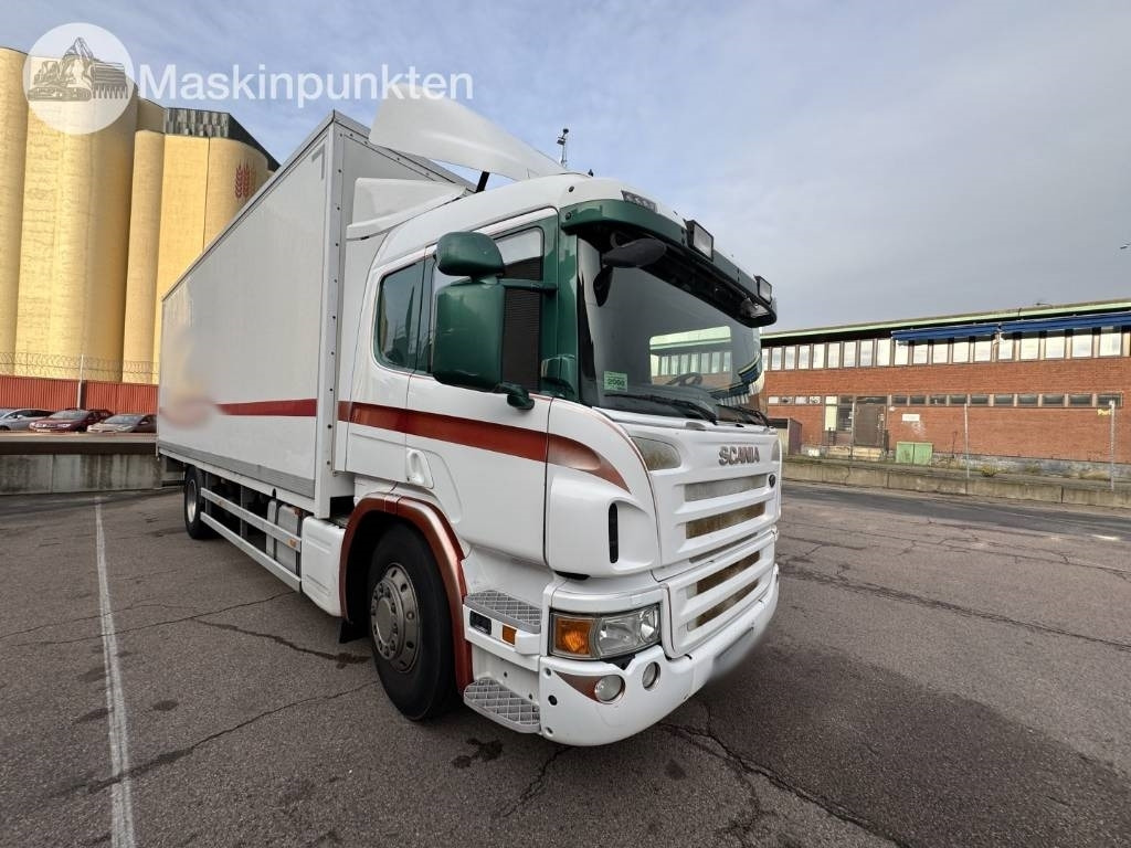 Scania P 320 - Camion furgon: Foto 4 Scania P 320 - Camion furgon: Foto 4
