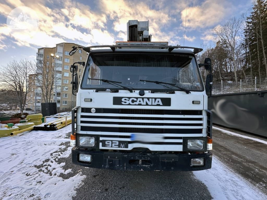 Scania P 92 M - Camion cu nacela: Foto 3 Scania P 92 M - Camion cu nacela: Foto 3
