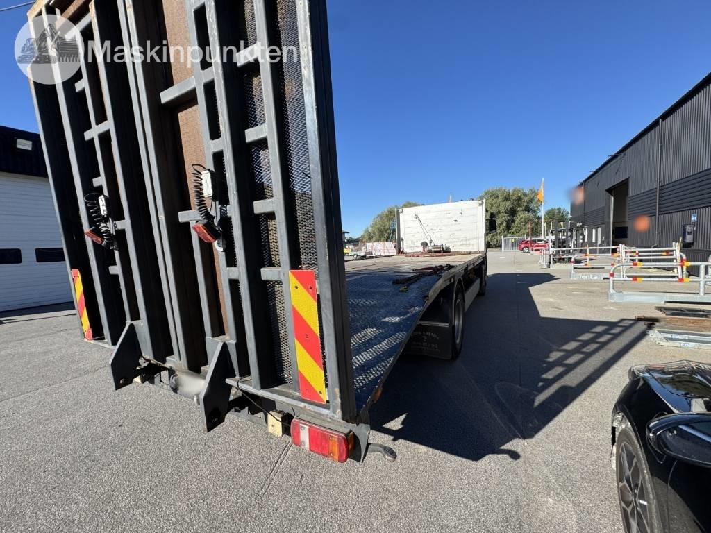 Scania P 94 D - Maşină de tractare: Foto 3 Scania P 94 D - Maşină de tractare: Foto 3