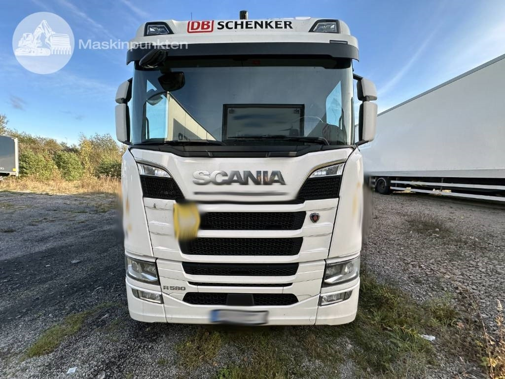 Scania R 580 - Camion furgon: Foto 5 Scania R 580 - Camion furgon: Foto 5