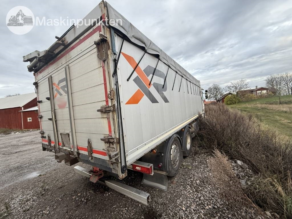 Scania R 580 - Camion furgon: Foto 4 Scania R 580 - Camion furgon: Foto 4