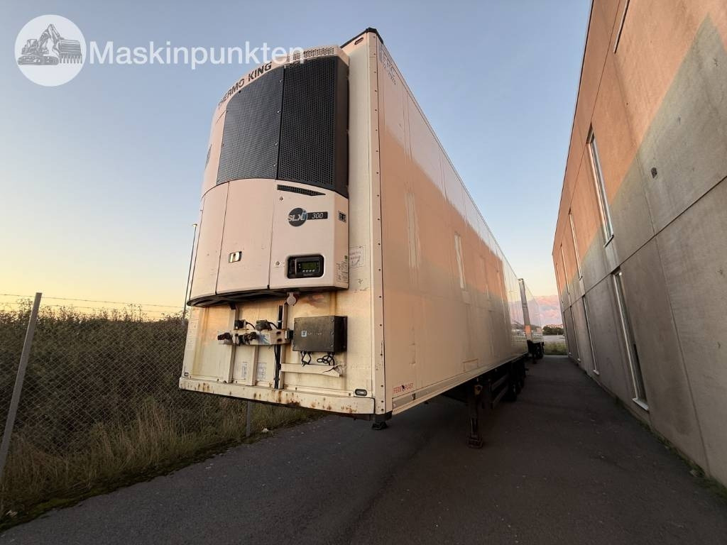 Schmitz Cargobull - Remorcă frigider: Foto 1 Schmitz Cargobull - Remorcă frigider: Foto 1