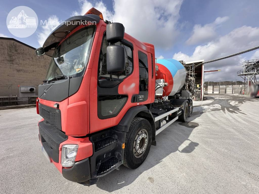 Volvo FE 320 - Autobetonieră: Foto 1 Volvo FE 320 - Autobetonieră: Foto 1