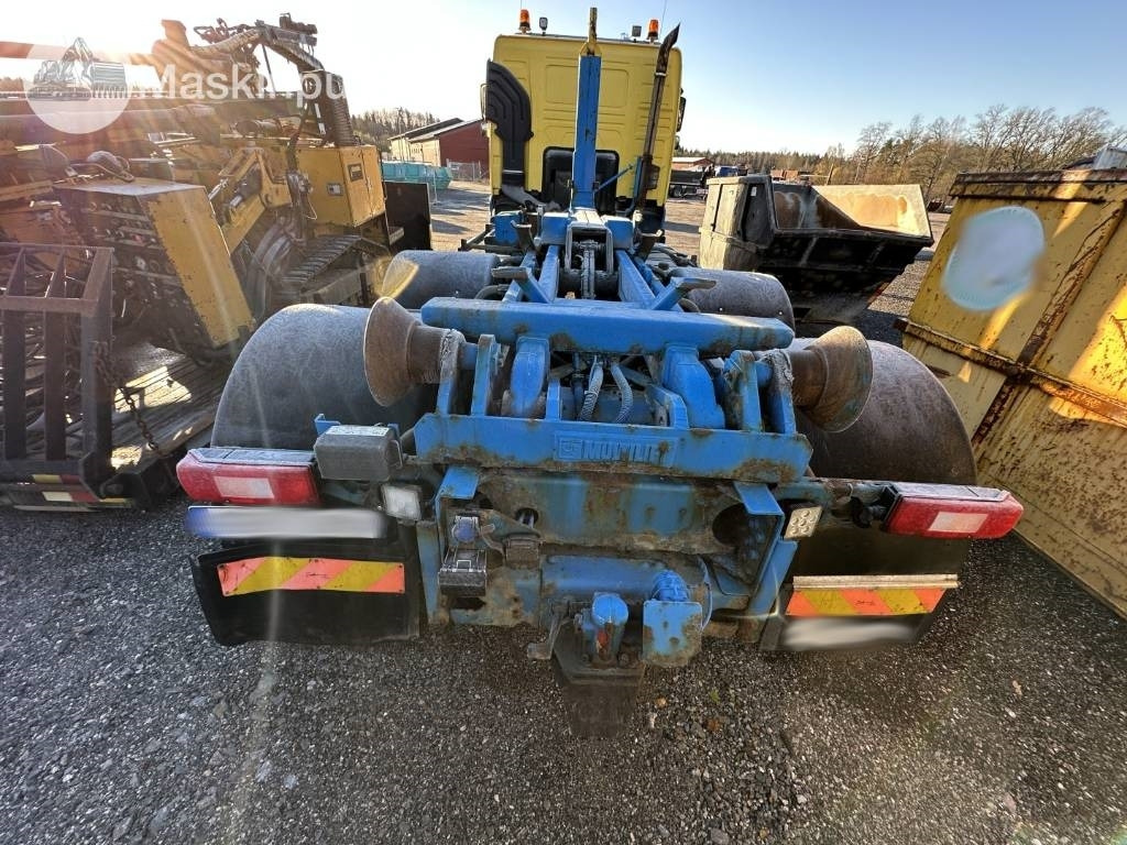 Volvo FH 12 - Camion cu cârlig: Foto 5 Volvo FH 12 - Camion cu cârlig: Foto 5