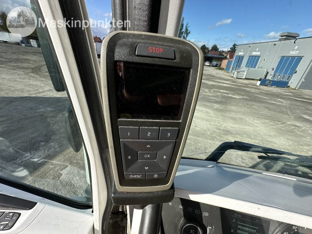 Camion furgon Volvo FH 16 750: Foto 35