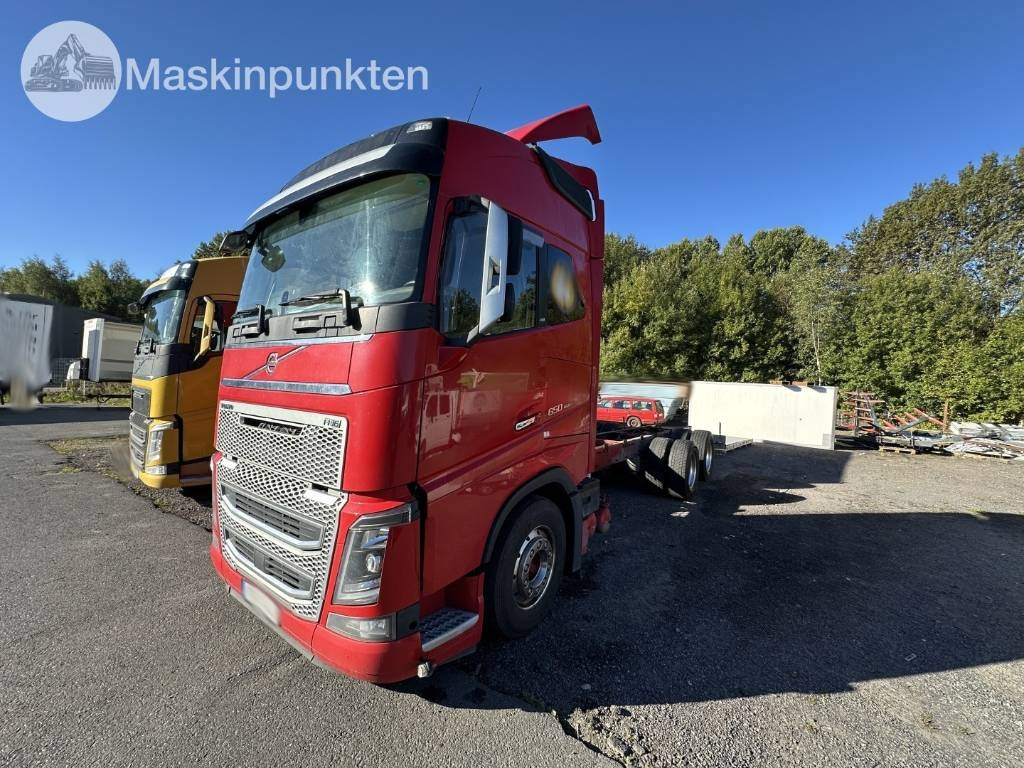 Volvo FH 16 - Camion şasiu: Foto 1 Volvo FH 16 - Camion şasiu: Foto 1
