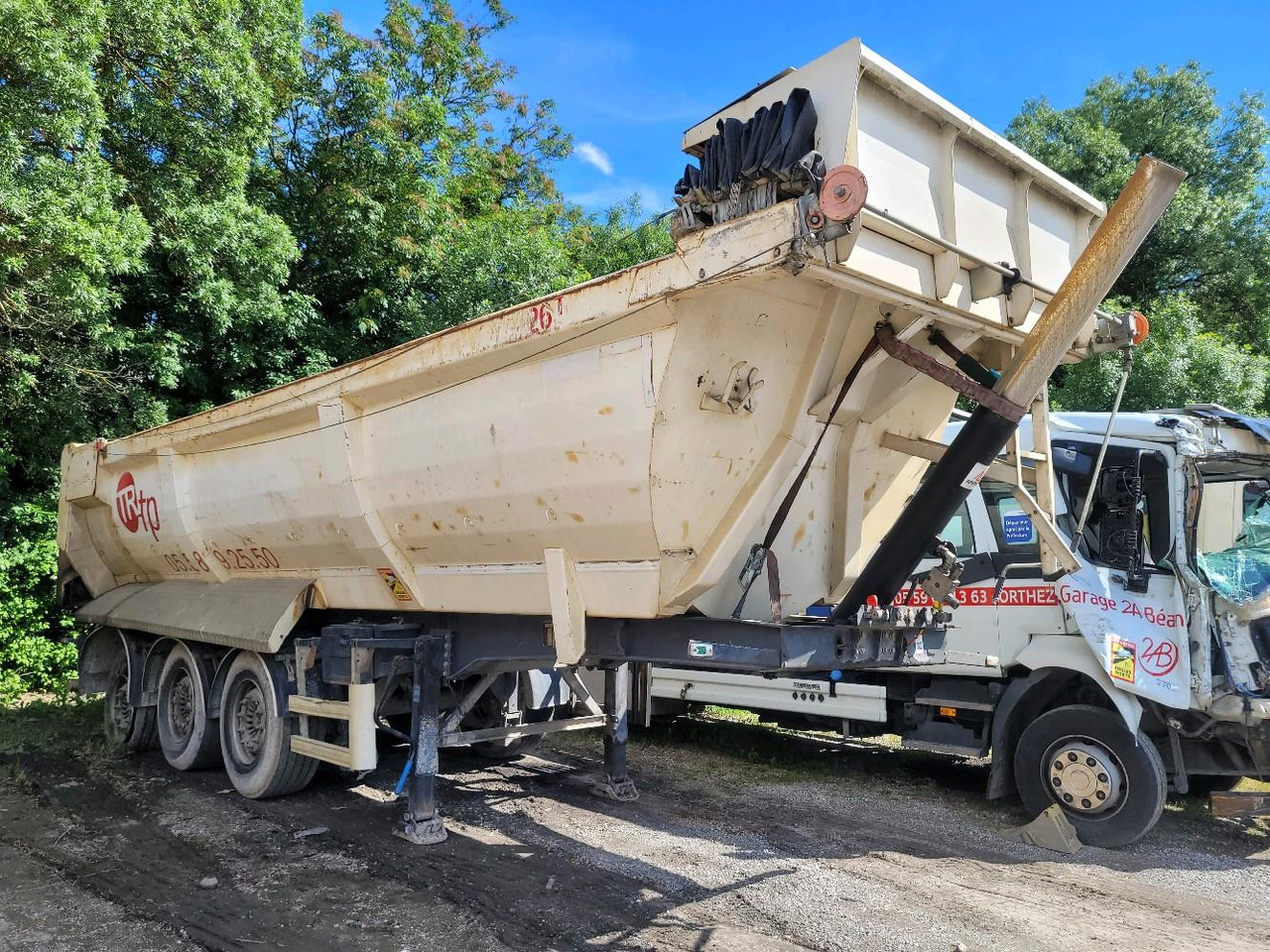 LOUAULT BENNE TP SR39 - Semiremorcă basculantă: Foto 1 LOUAULT BENNE TP SR39 - Semiremorcă basculantă: Foto 1