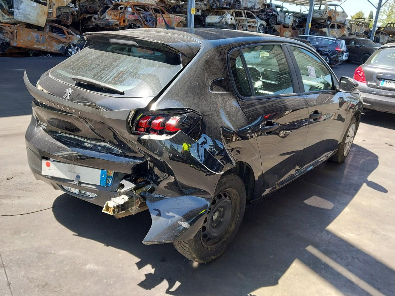 PEUGEOT 208 II 1.5 BLUEHDI 100 PACK - Automobil: Foto 4 PEUGEOT 208 II 1.5 BLUEHDI 100 PACK - Automobil: Foto 4