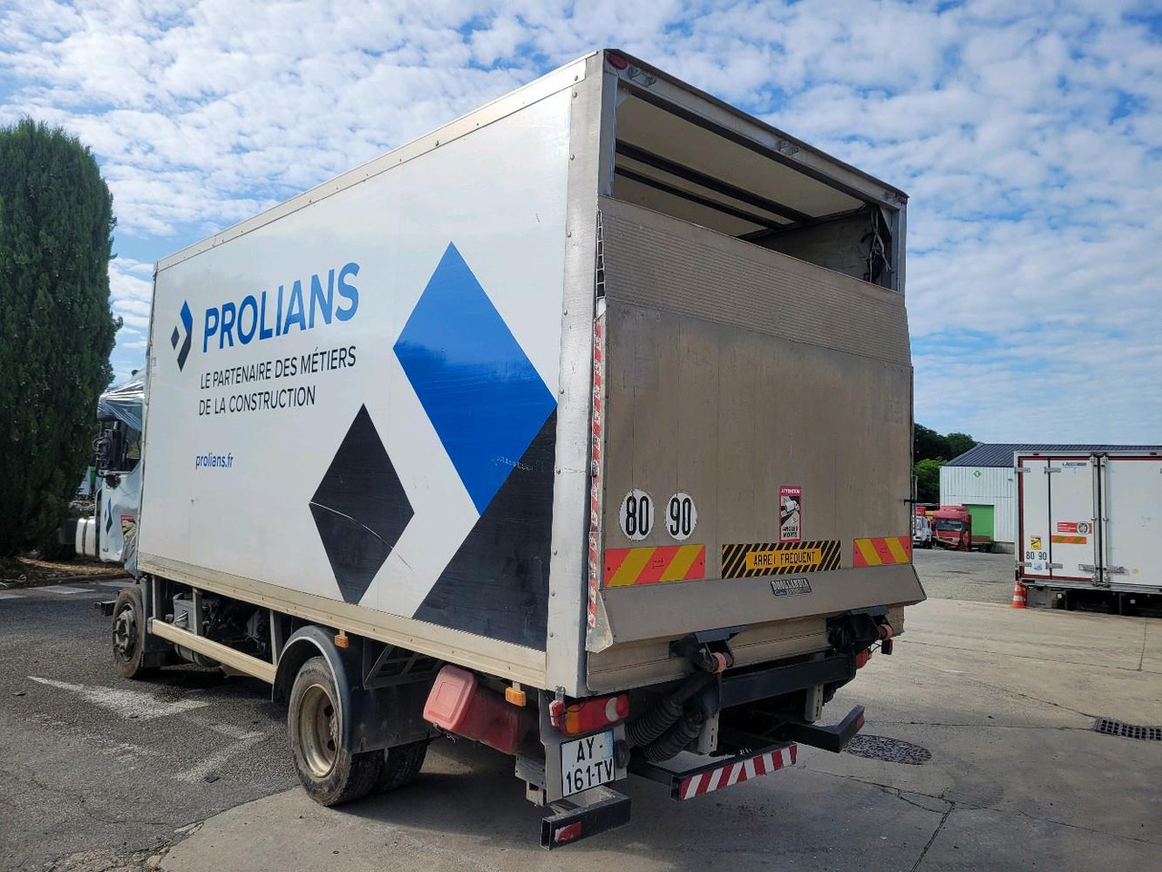 Leasing de RENAULT MIDLUM 180 DXL RENAULT MIDLUM 180 DXL: Foto 7