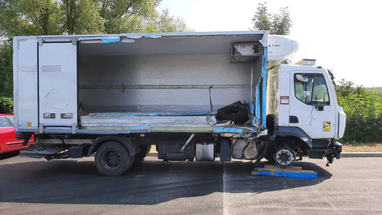 RENAULT PORTEUR FRIGO D - Camion frigider: Foto 3 RENAULT PORTEUR FRIGO D - Camion frigider: Foto 3