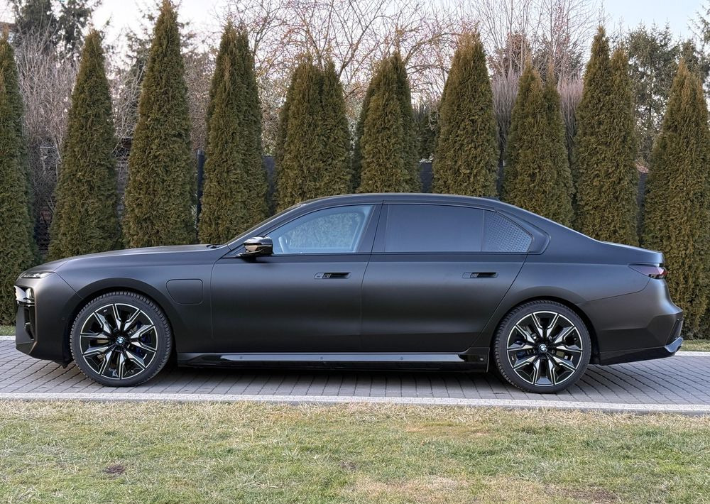BMW Seria 7 M760e PHEV xDrive sport - Berlină/ Sedan: Foto 5 BMW Seria 7 M760e PHEV xDrive sport - Berlină/ Sedan: Foto 5
