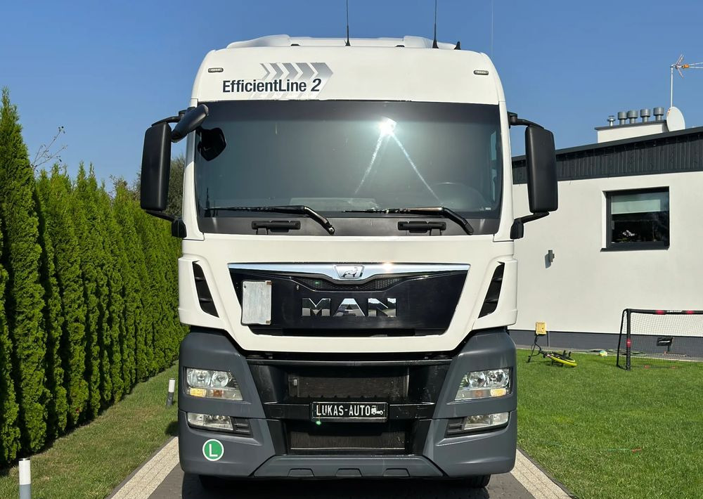 MAN TGX 18.440 HYDRAULIKA - Cap tractor: Foto 2 MAN TGX 18.440 HYDRAULIKA - Cap tractor: Foto 2