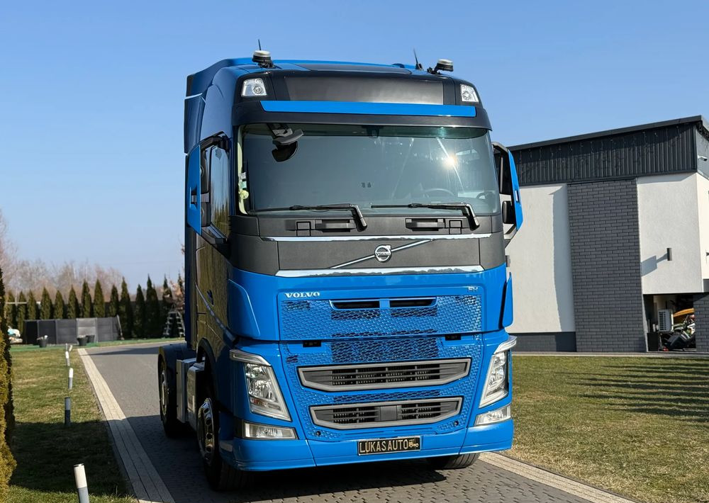 Volvo FH 500 HYDRAULIKA - Cap tractor: Foto 3 Volvo FH 500 HYDRAULIKA - Cap tractor: Foto 3