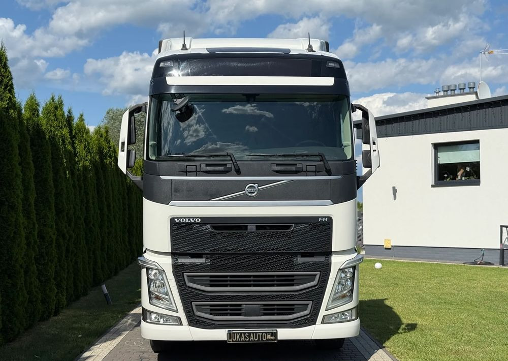 Volvo FH 500 PARK COOL - Cap tractor: Foto 2 Volvo FH 500 PARK COOL - Cap tractor: Foto 2