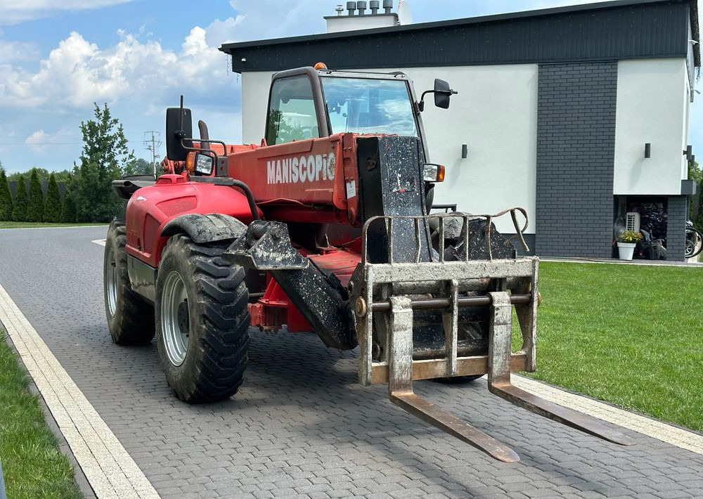 Manitou MT 1233S 12 M - Stivuitor telescopic: Foto 3 Manitou MT 1233S 12 M - Stivuitor telescopic: Foto 3