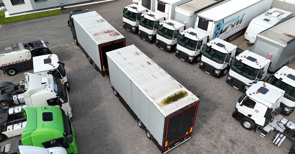 Volvo FH16 660 HP TANDEM 6x2 LIMITED EDITION - Camion furgon: Foto 4 Volvo FH16 660 HP TANDEM 6x2 LIMITED EDITION - Camion furgon: Foto 4