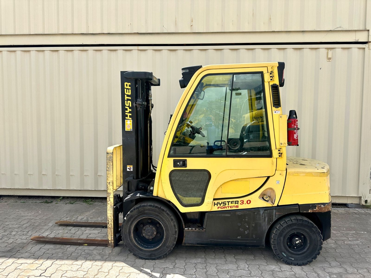 Hyster H3.0FT / Diesel / Triplex / Ex Armee - Stivuitor diesel: Foto 2 Hyster H3.0FT / Diesel / Triplex / Ex Armee - Stivuitor diesel: Foto 2