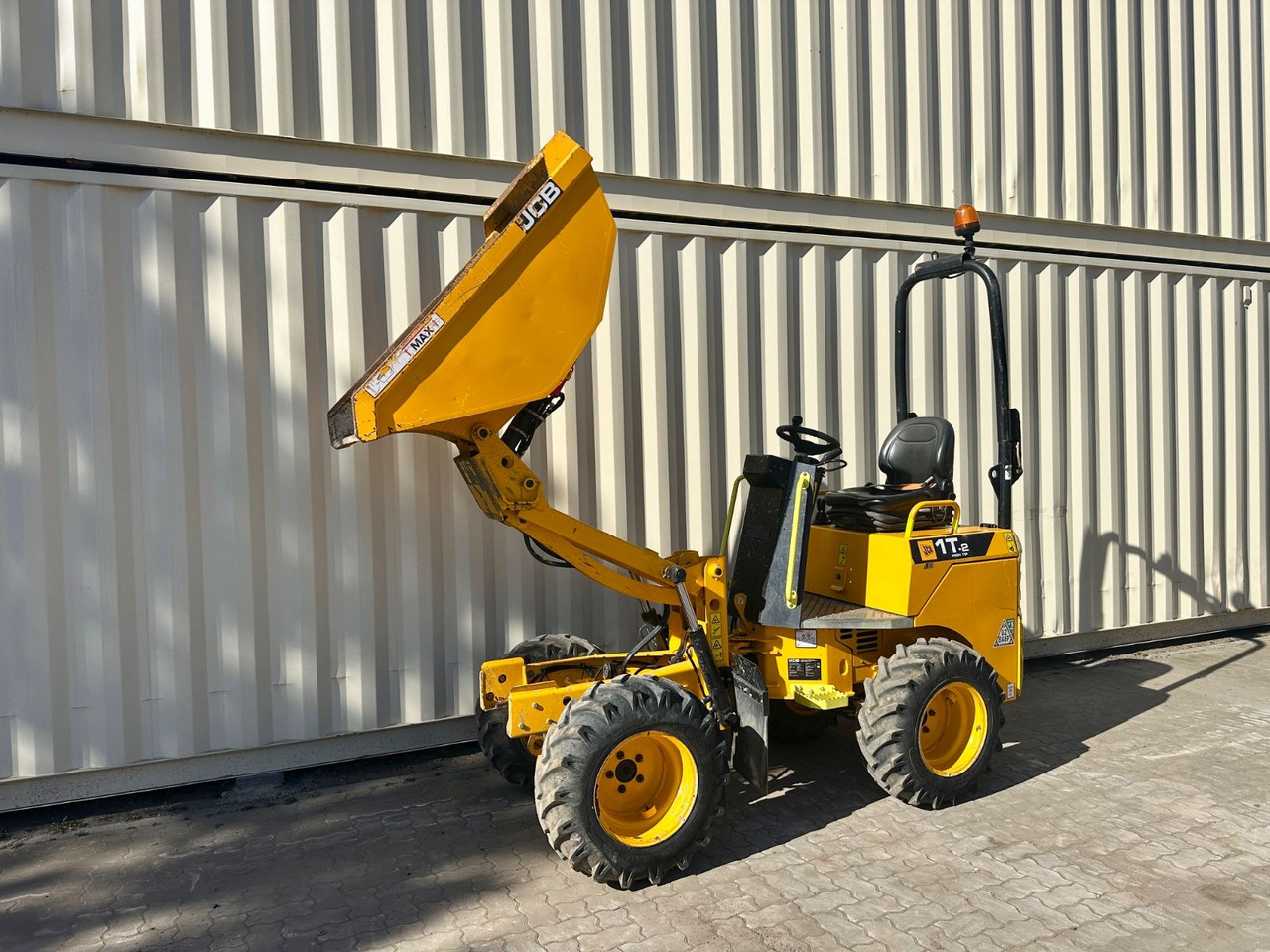 JCB 1T-2 High Tip Dumper, 674 Bh, 1.000 KG - Mini dumper: Foto 1 JCB 1T-2 High Tip Dumper, 674 Bh, 1.000 KG - Mini dumper: Foto 1