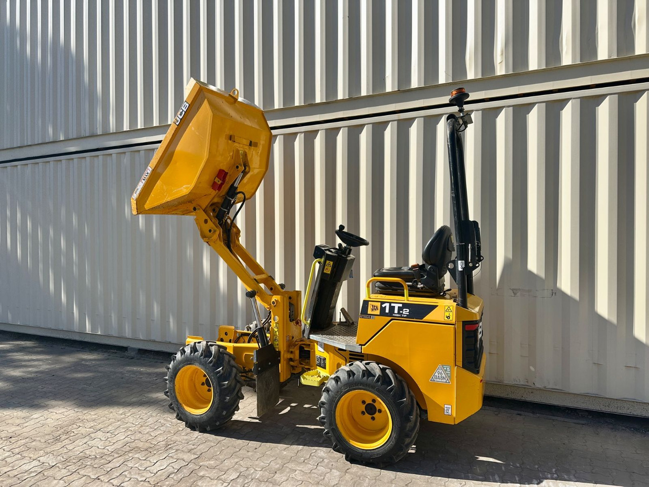 JCB 1T-2 High Tip Dumper, 676 Bh, 1.000 KG - Mini dumper: Foto 1 JCB 1T-2 High Tip Dumper, 676 Bh, 1.000 KG - Mini dumper: Foto 1