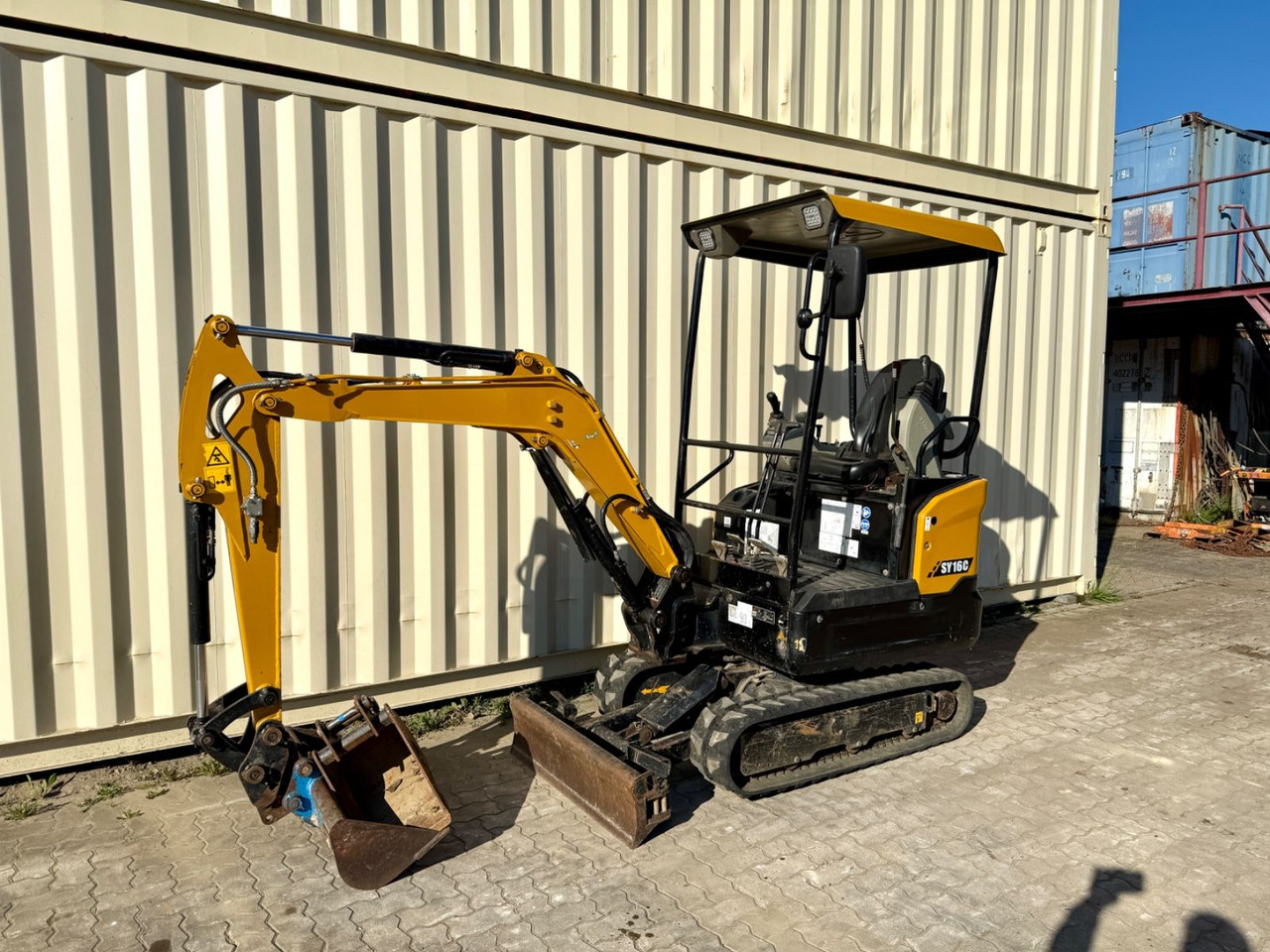 Sany SY16/ 2023 BJ / 745 H / 2 x Löffel - Mini excavator: Foto 1 Sany SY16/ 2023 BJ / 745 H / 2 x Löffel - Mini excavator: Foto 1