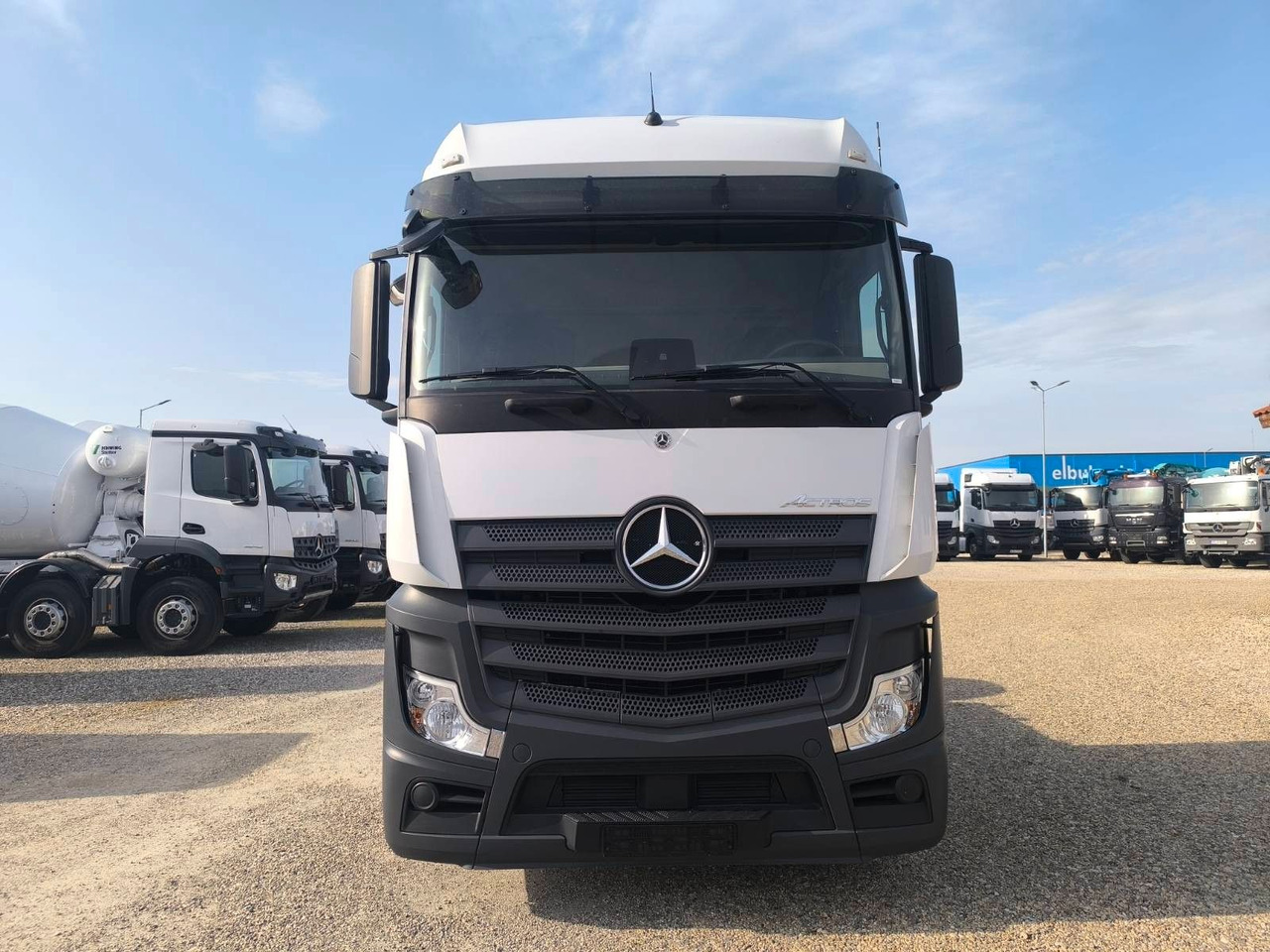 Mercedes-Benz Actros 1845 - Cap tractor: Foto 2 Mercedes-Benz Actros 1845 - Cap tractor: Foto 2